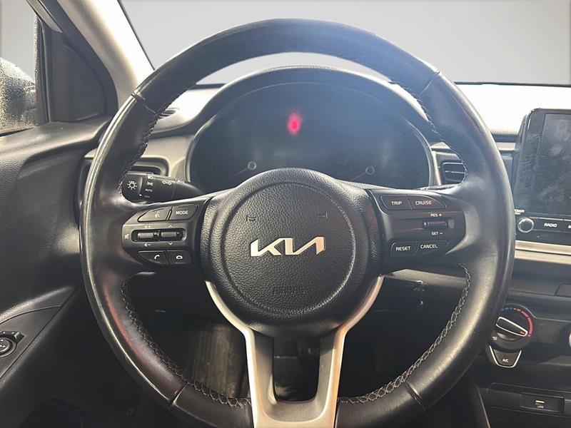 2023 Kia Rio - Image 2