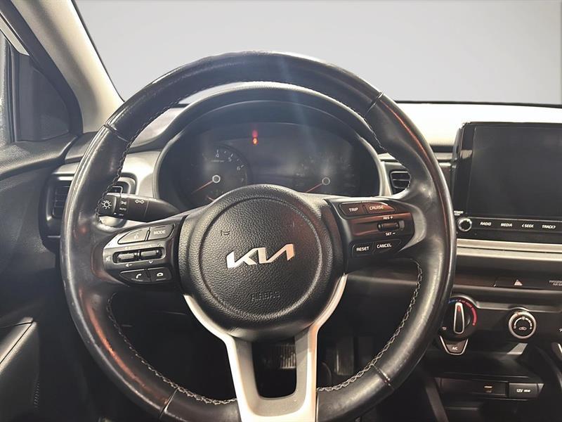 2023 Kia Rio - Image 2