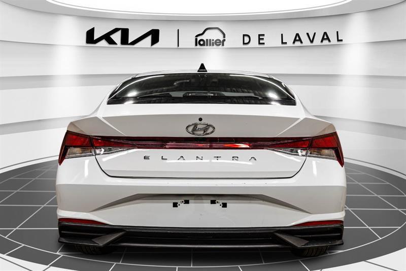 2023 Hyundai Elantra - Image 8