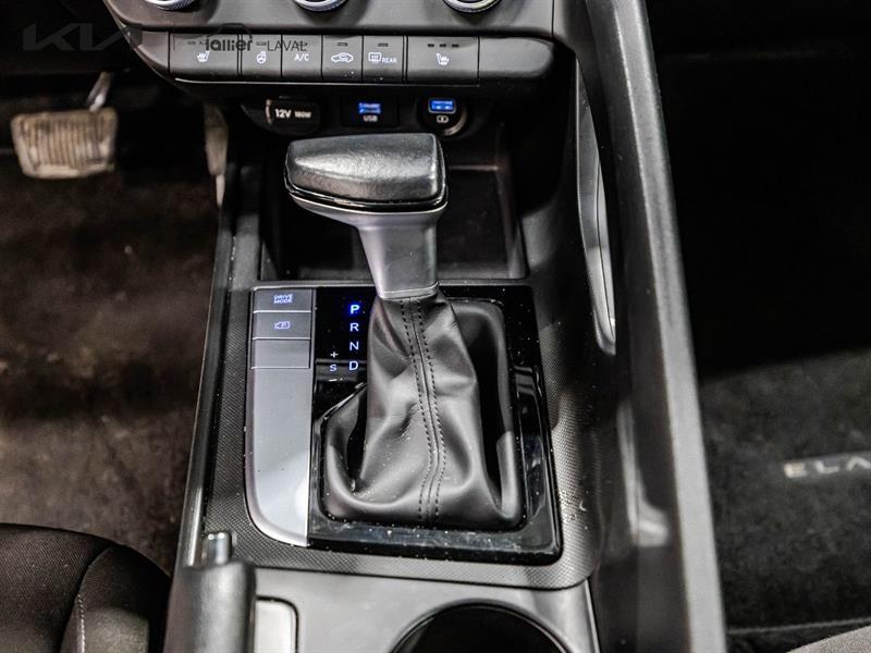 2023 Hyundai Elantra - Image 23