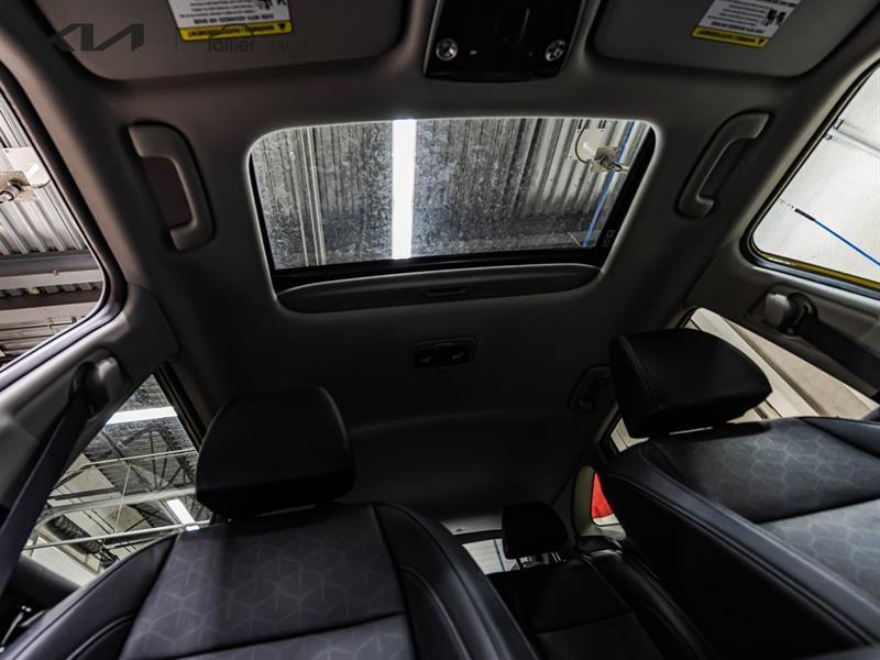 2024 Kia Seltos - Image 19