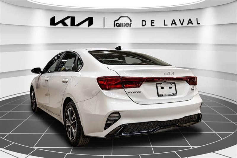 2022 Kia Forte - Image 7