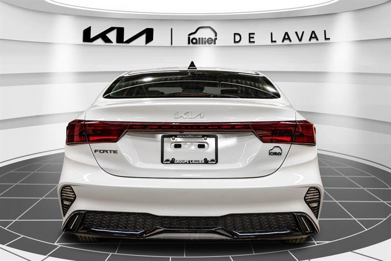2022 Kia Forte - Image 8