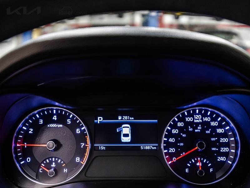 2022 Kia Forte - Image 22