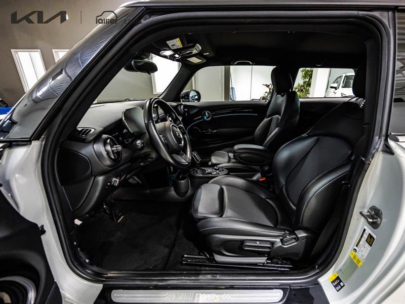 2022 Mini 3 Door - Image 12