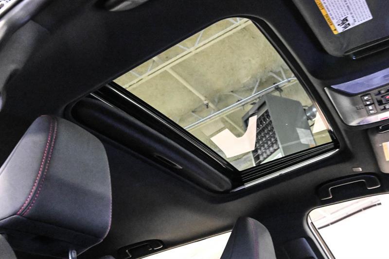 2024 Toyota RAV4 - Image 15