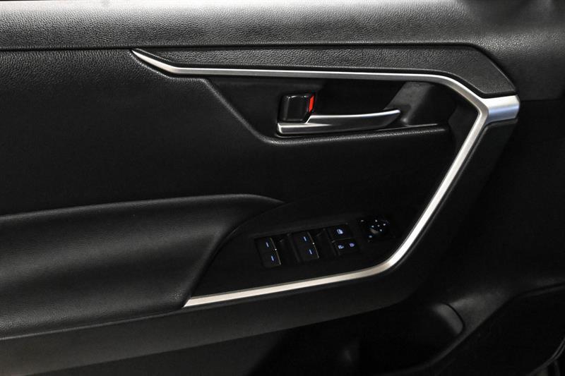 2024 Toyota RAV4 - Image 24