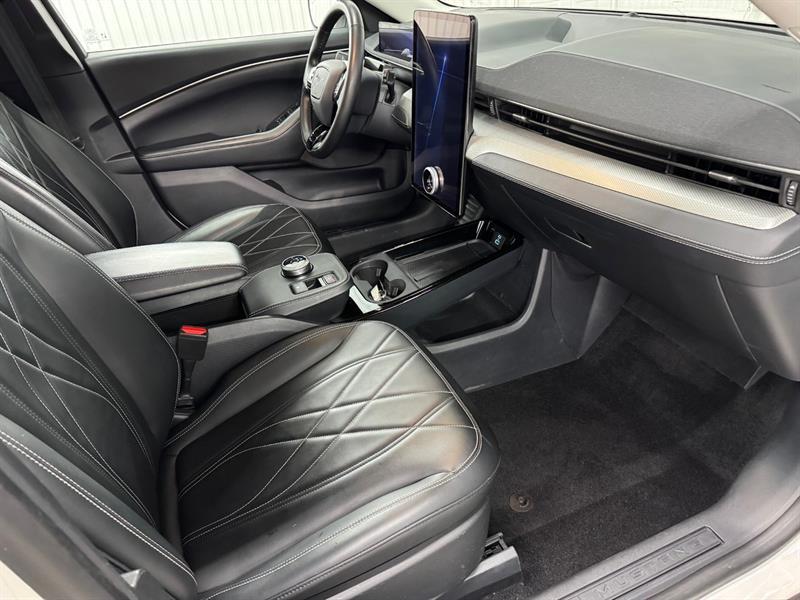 2023 Ford Mustang - Image 12