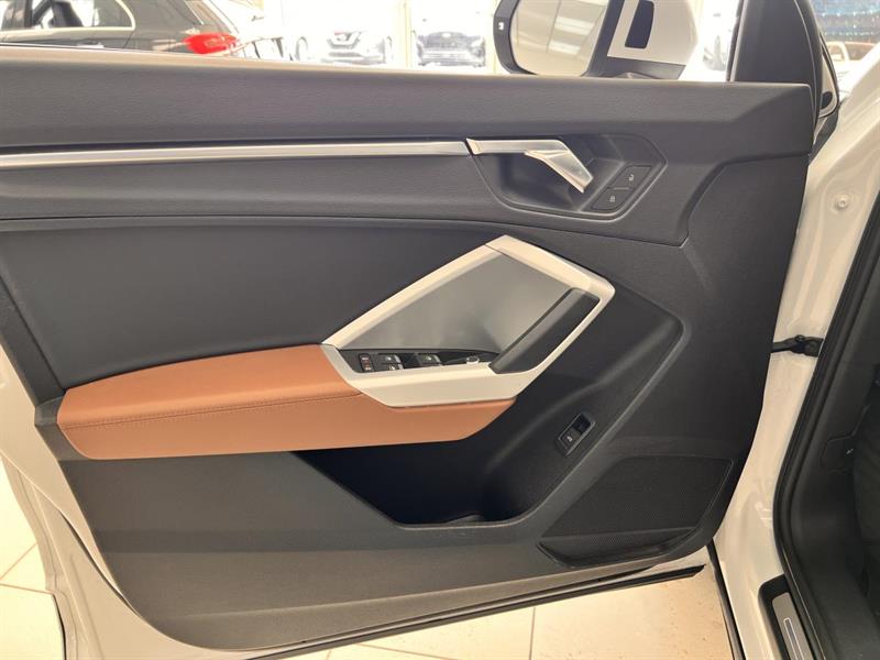audi Q3 2023 - 16