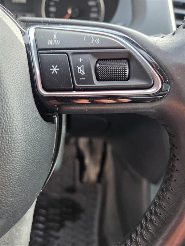 2016 Audi Q3 - Image 20