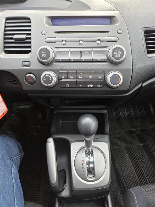 2009 Honda Civic - Image 19