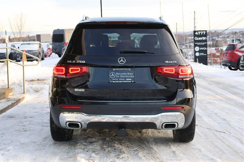 mercedes-benz GLB 2022 - 8