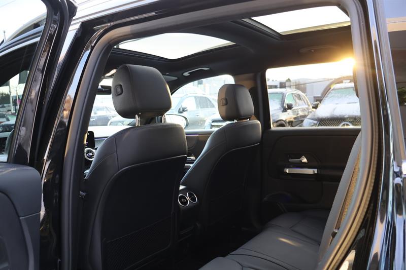 mercedes-benz GLB 2022 - 13
