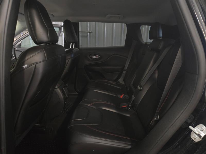 jeep Cherokee 2019 - 12