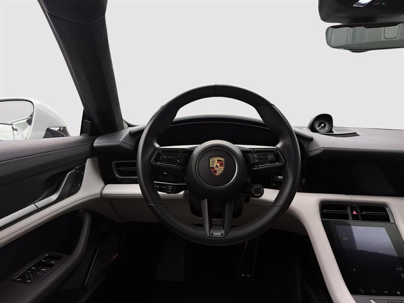 porsche Taycan 2023 - 15