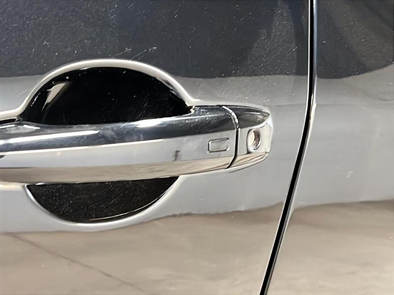 nissan Rogue 2023 - 25
