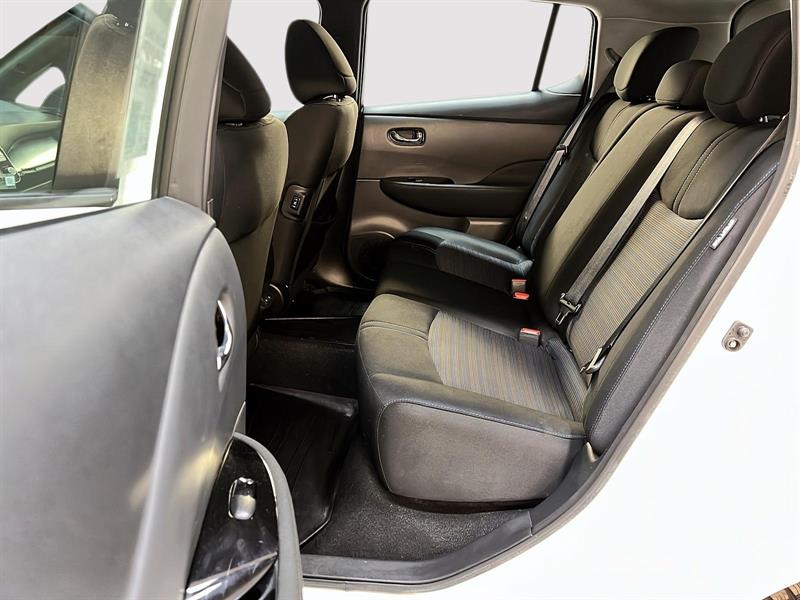 nissan LEAF 2023 - 9