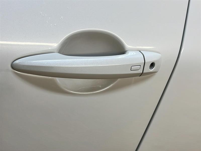 nissan Rogue 2023 - 25