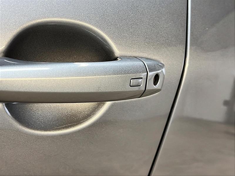 nissan Rogue 2023 - 25