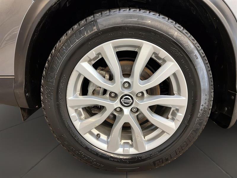 nissan Qashqai 2023 - 25