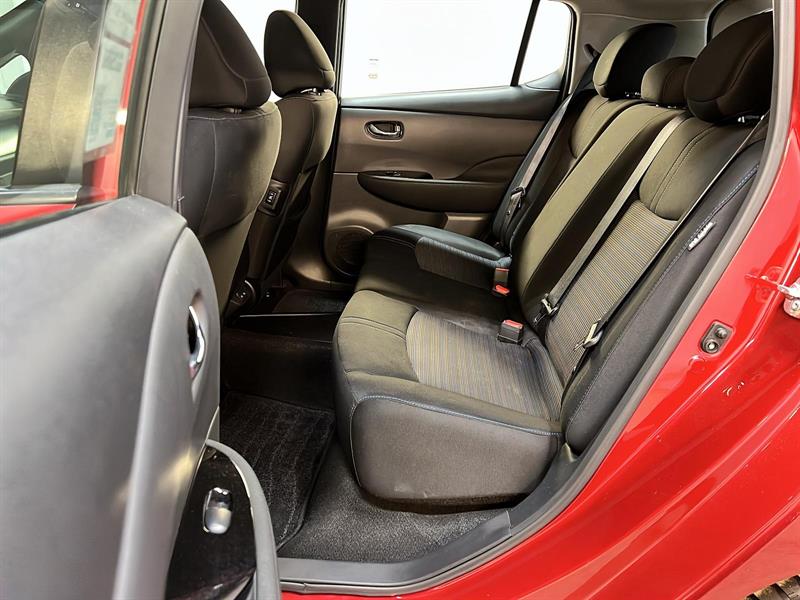 nissan LEAF 2023 - 9