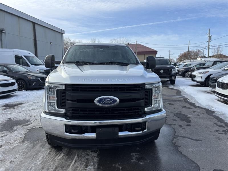 ford Super Duty F-350 a roues arrière simples 2019 - 6