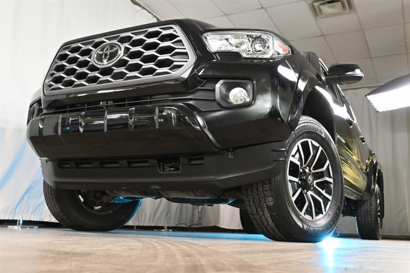 2023 Toyota Tacoma - Image 4