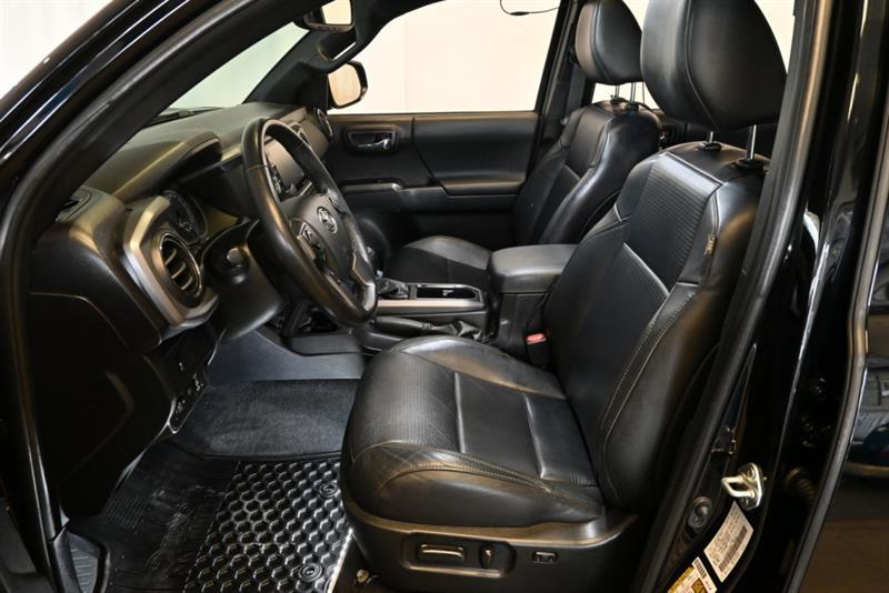 2023 Toyota Tacoma - Image 16