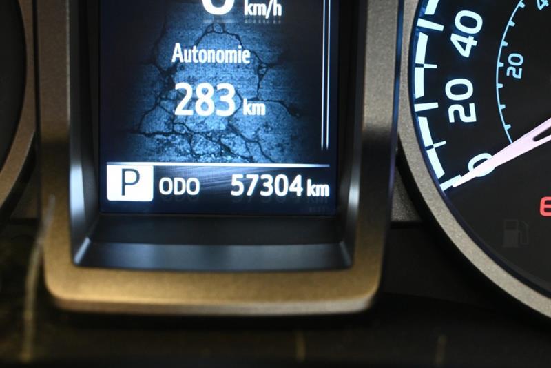 2023 Toyota Tacoma - Image 22