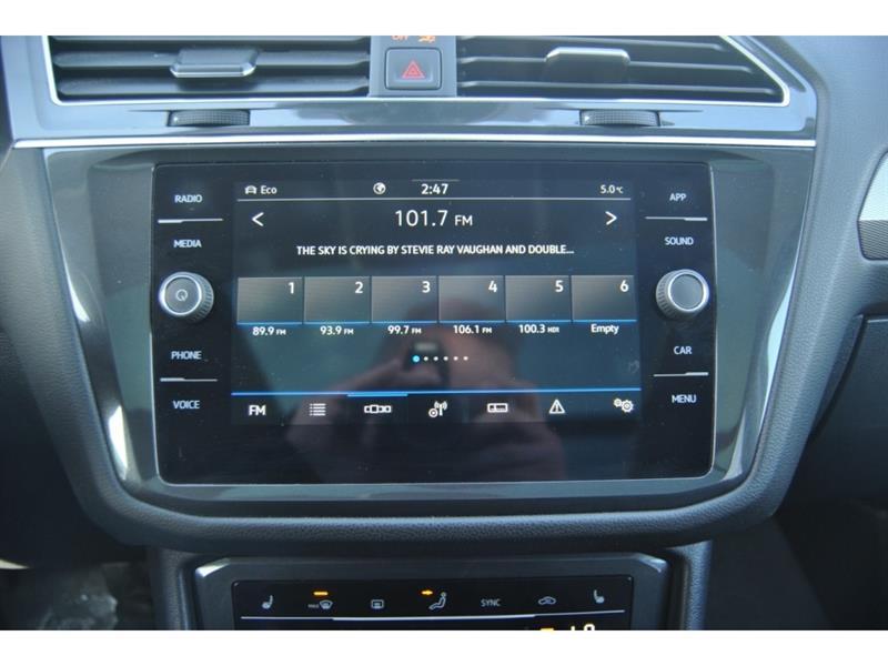 2022 Volkswagen Tiguan - Image 18