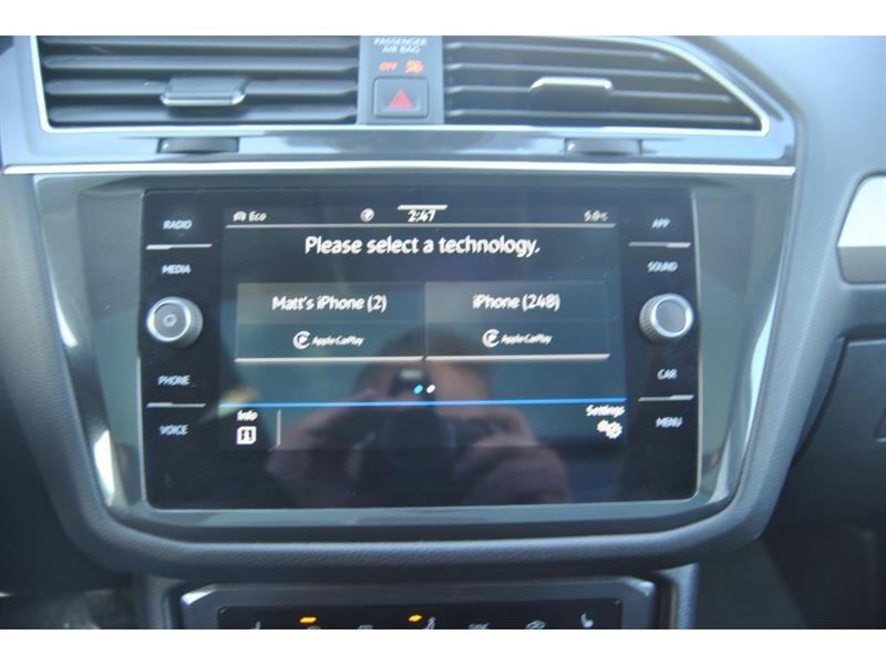 2022 Volkswagen Tiguan - Image 19