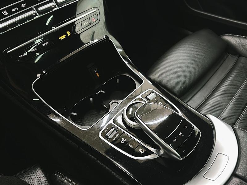mercedes-benz C-Class 2021 - 17