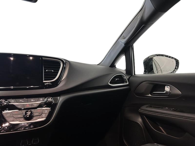 chrysler Grand Caravan SXT 2025 - 10