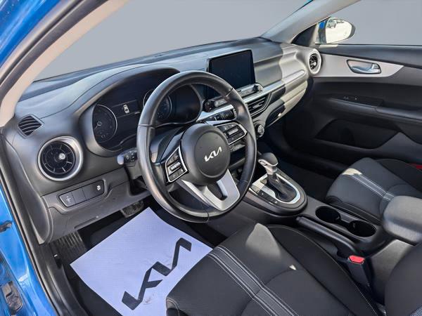 kia Forte 2023 - 12
