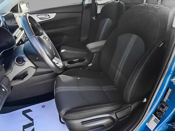 kia Forte 2023 - 13