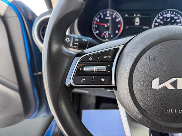 kia Forte 2023 - 16
