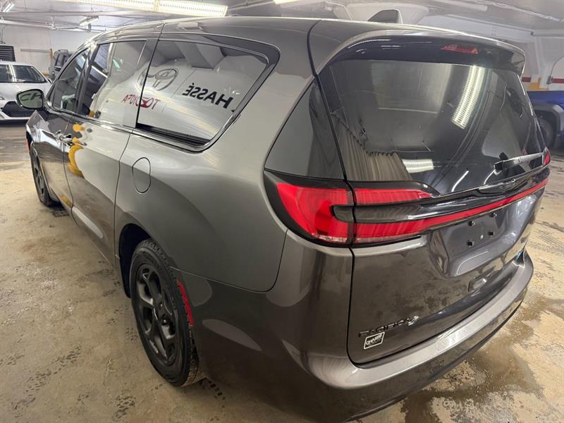 chrysler Pacifica Hybrid 2022 - 6