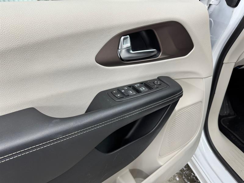 chrysler Grand Caravan 2024 - 14