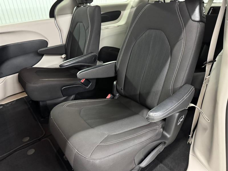 chrysler Grand Caravan 2024 - 17
