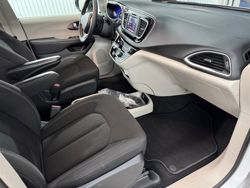 chrysler Grand Caravan 2024 - 22