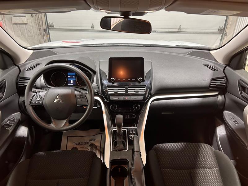 mitsubishi Eclipse Cross 2023 - 13