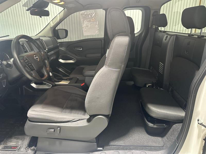 nissan Frontier 2023 - 14