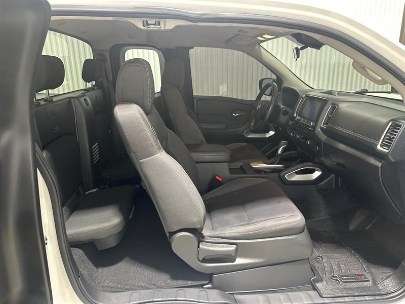 nissan Frontier 2023 - 17
