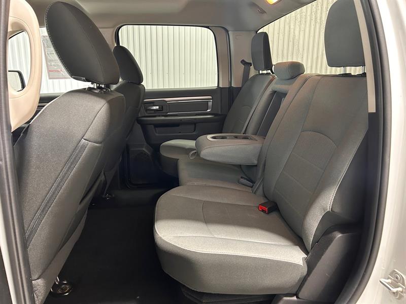 ram 1500 Classic 2023 - 16