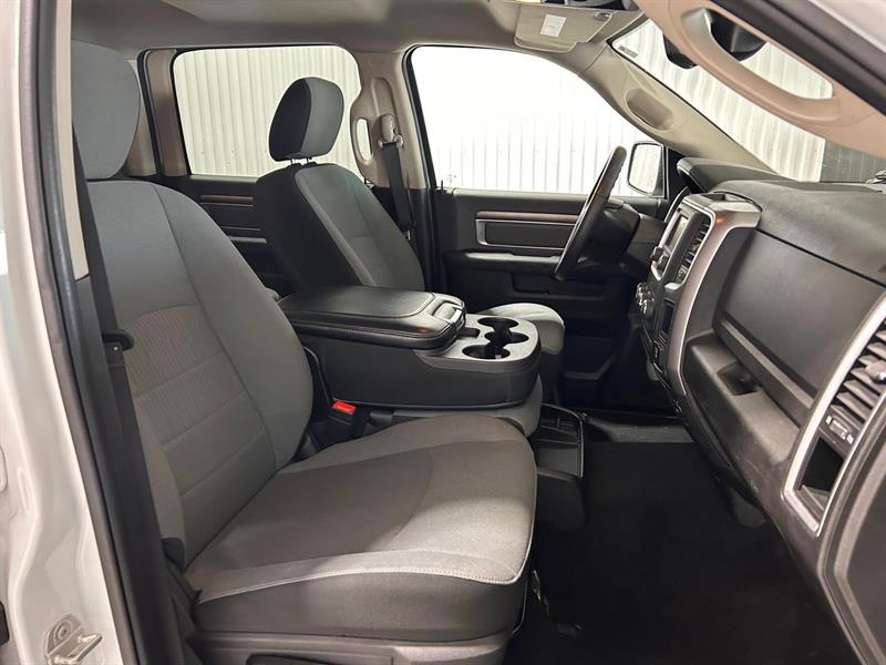 ram 1500 Classic 2023 - 18