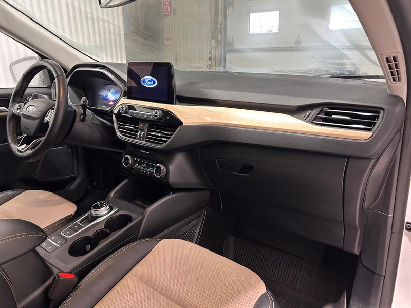 ford Escape 2022 - 22