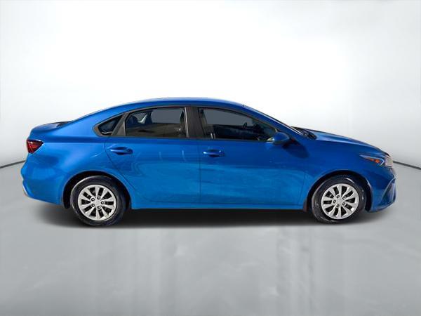 kia Forte 2023 - 8