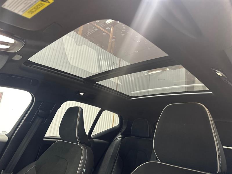 volvo XC40 Recharge Pure Electric 2023 - 13