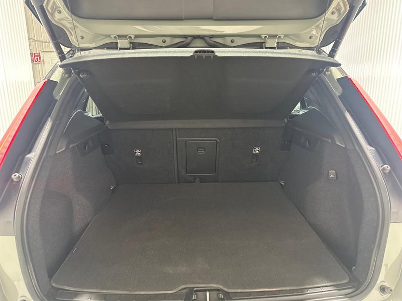 volvo XC40 Recharge Pure Electric 2023 - 16