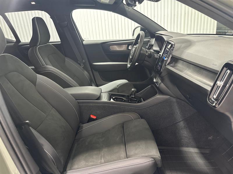 volvo XC40 Recharge Pure Electric 2023 - 20
